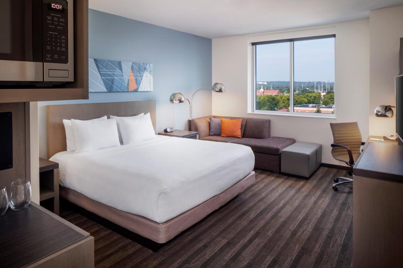 Отель Hyatt House Augusta Downtown Экстерьер фото